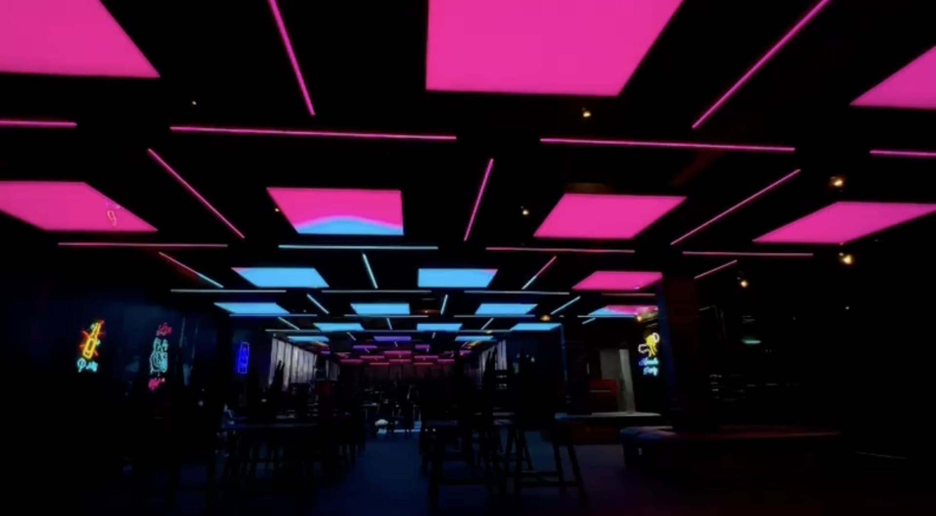 Helen's Night Mart Karangsari 1