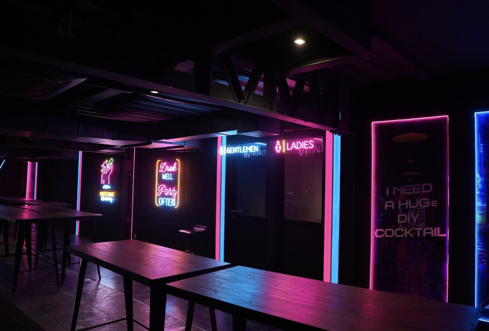 Helen's Night Mart Cirebon 3